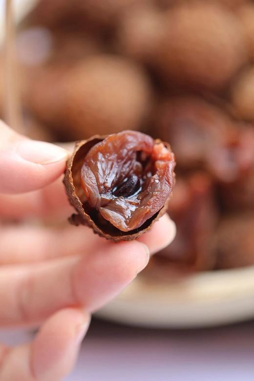 仙糯荔枝干，大罐装500g。59.9当季新货仙香糯荔枝干精选仙香糯荔枝鲜果72小时低温烘烤制成！6斤鲜果制成一斤干果荔枝干收到需冷藏！基地直邮 商品图3