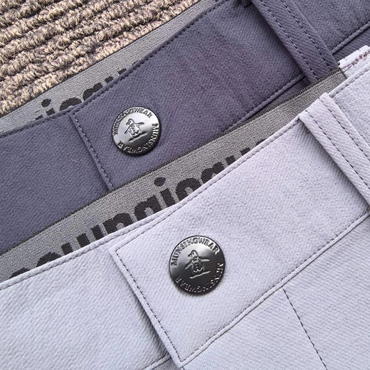 日单正品万星威春秋款 男士高尔夫长裤  防泼水面料！(腰部有松紧带可拉伸2-3cm左右！) 舒服  推荐
三个色 深灰M L 3L浅灰M L 3L 深蓝LL 3L 各几件
特价💰380包邮 商品图10