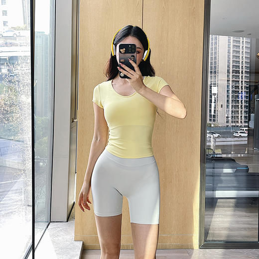 【3~5天发货】跃牌【美度空间】系列 SUN简约舒适运动短袖亲肤裸感休闲收腰显瘦健身T恤女ADTX52014 商品图0