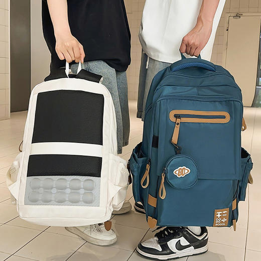 减负护脊 书包初中生中学生男生高中生背包男大容量女双肩包男款 商品图1