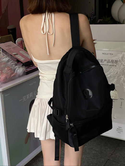 lulu爆款 New Crew休闲双肩包 22L（SS） 商品图5