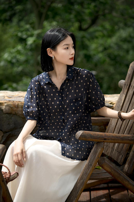 苎麻桑蚕丝波点复古短袖随身衬衫 商品图1