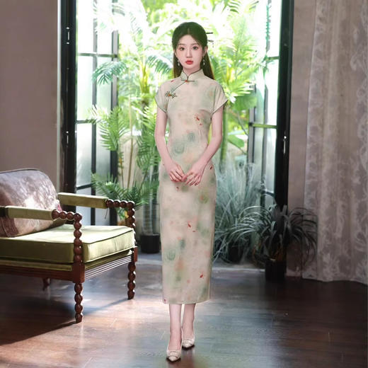 SYK225572025夏季新款中国风旗袍改良版连袖素雅旗袍年轻女士日常可穿旗袍 商品图3
