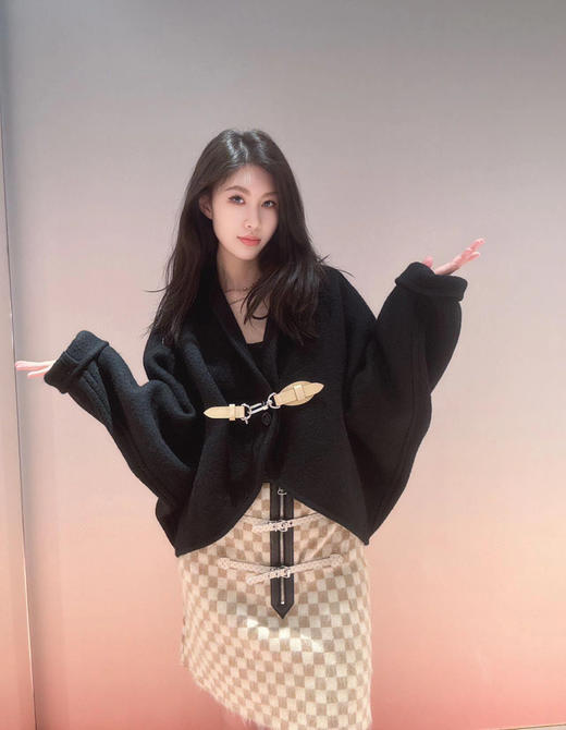 驴家 24FW秋冬新品 金属皮扣羊毛斗篷大衣外套（ZY*MM） 商品图7