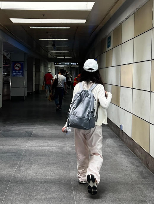 lulu爆款 New Crew休闲双肩包 22L（SS） 商品图3