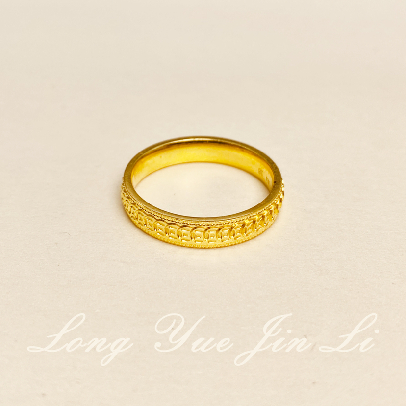 足金戒指；6.67克；18#