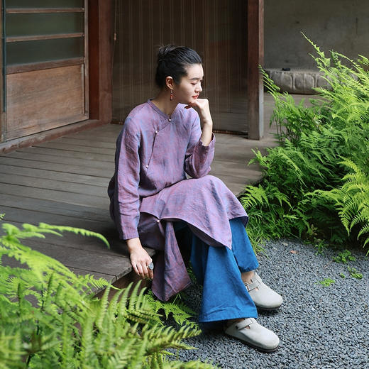 绽放516朵/色织亚麻立领斜襟盘扣正常肩七分袖新中式女连衣裙秋季 商品图3