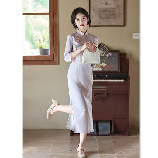 SYK11508紫色旗袍2025秋冬新款新中式国风年轻款气质日常复合蕾丝中袖旗袍 商品图0