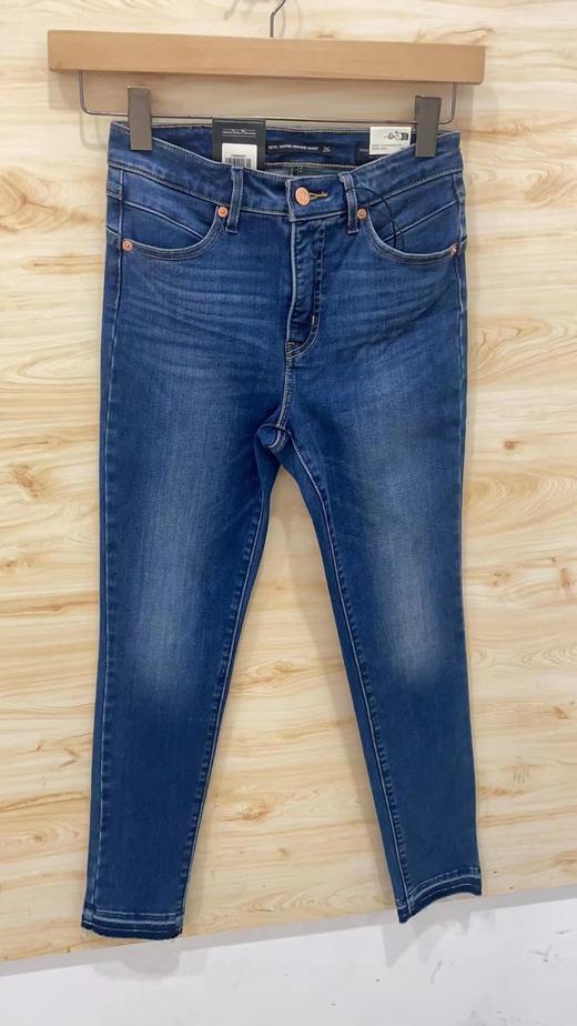 LEVIS女牛仔裤74896-0037 商品图0