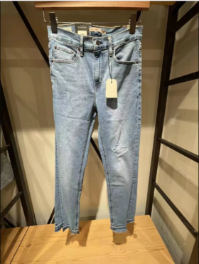LEVIS女牛仔裤A4743-0001