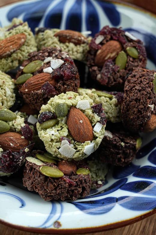 ‼️终于等到这款神仙零食！自律期嘴馋别忍了！直接冲这「一方云拾坚果巧克力燕麦脆」！巴旦木、蔓越莓、椰子脆裹在香脆燕麦里！ 商品图6