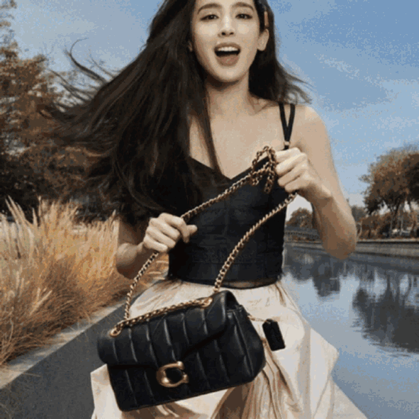 上新了🆕自用送礼首选❗️25年专柜最新款🆕美国奥莱订单👍❣️COAC*蔻家包包大合集⚠️你们最最期待的蔻家~来了‼️代工厂剩余尾单💼全部是C家原版皮料原版工艺