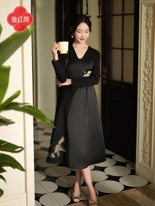 逸红颜明月优选 <爆款二团>#3种面料拼接的优雅礼服裙「北茉」雅金刺绣高定奢华 商品图1