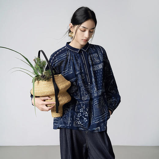 【林栖设计小店】【现货】纯棉衬衣复古蓝印花纹蓝书优雅百搭宽松2025秋季新款上衣女1953026 商品图1