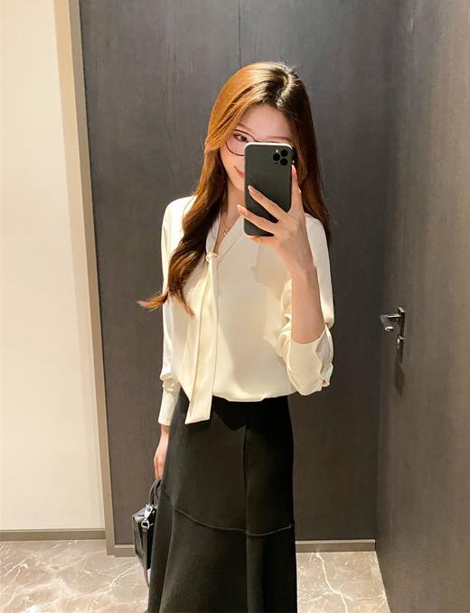 法式醋酸质感蝴蝶结飘带V领知性OL衬衫 商品图2