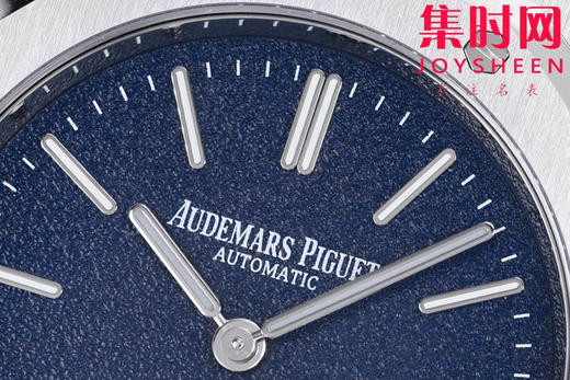 爱彼AP新品— ZF皇家橡树16202系列 男士腕表 表径39mm “JUMBO”超薄腕表 新蓝色粒纹表盘 商品图3