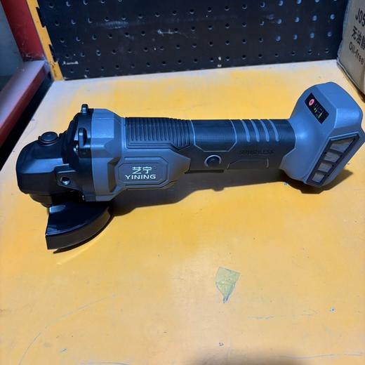 【货号04766】艺宁锂电角磨机头壳原厂加厚角磨机铝壳艺宁3110/3010磨光机头壳 商品图8