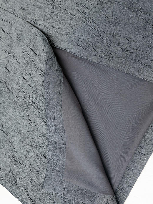 简约高级感！深灰色褶皱感半身裙 适配淡紫色镂空毛衣 优雅又时髦 商品图4