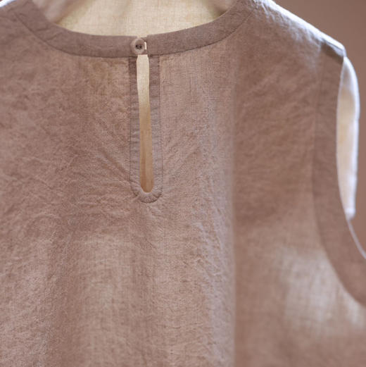 黄阿福 雨露亚麻背心 商品图2