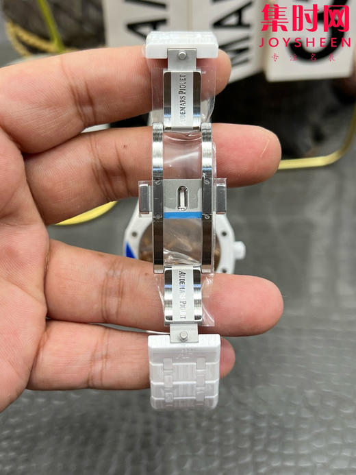 爱彼 APS皇家橡树15500系列 皇家橡树全陶瓷 男士腕表 新到货，凭借陶瓷材质与Cal.4302一体机 商品图7