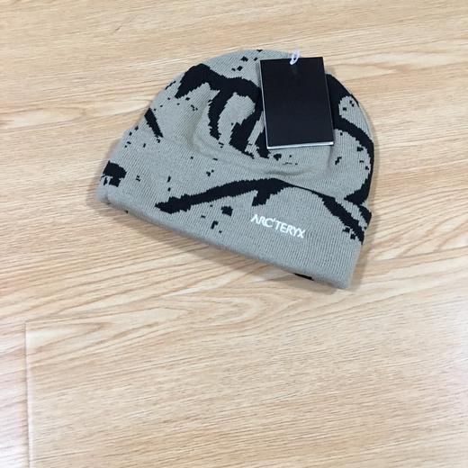 点此购买 始祖鸟男女情侣款针织毛线帽 yb 326618 商品图1