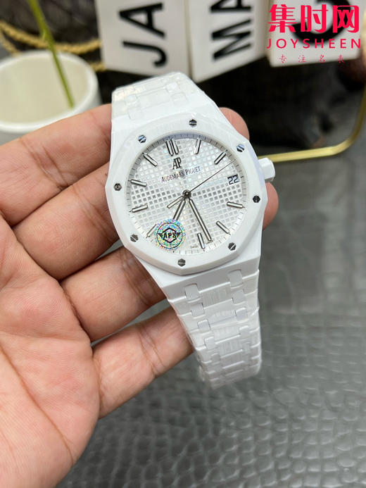 爱彼 APS皇家橡树15500系列 皇家橡树全陶瓷 男士腕表 新到货，凭借陶瓷材质与Cal.4302一体机 商品图1