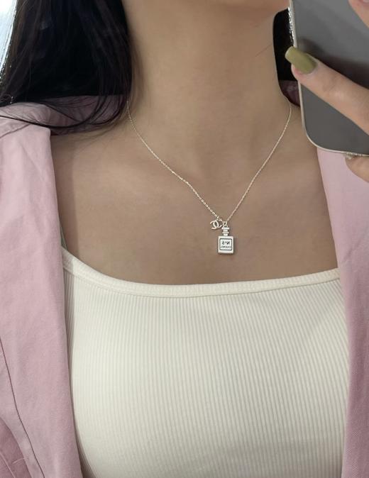 香奈儿 金/银香水瓶项链（XTY） 商品图2