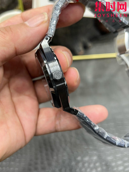 爱彼 APS皇家橡树15500系列 皇家橡树全陶瓷 男士腕表 新到货，凭借陶瓷材质与Cal.4302一体机 商品图5