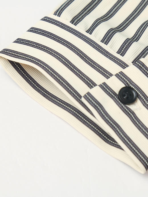 日常通勤必备！条纹短款衬衫 精致刺绣 简约又不失格调 商品图4