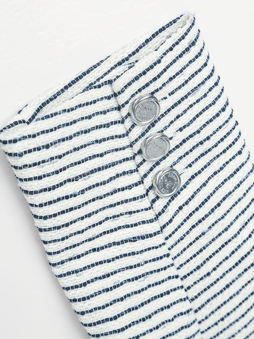 小香风条纹短外套女 圆领金属扣设计 复古时髦搭牛仔裤 商品图4