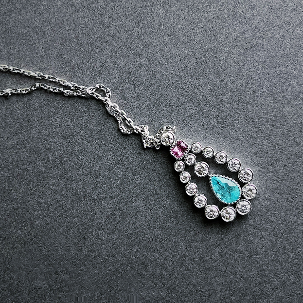 BY EVITA系列 18K镶钻石、蓝宝石和帕拉依巴 项链