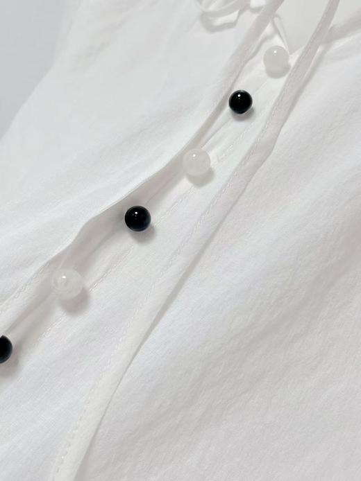 【早秋特卖】1062镂空领系带宽松长袖衬衫-喜出 商品图4