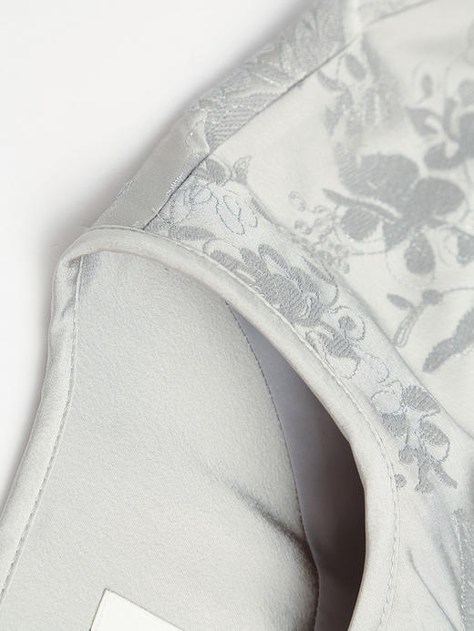 新中式盘扣银灰色提花外套，解锁牛仔裤混搭新风尚 商品图2