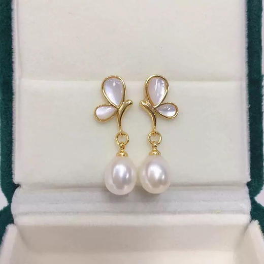 【预售3天】新款天然淡水珍珠贝母蝴蝶耳环女夏季简约14K注金高级感耳饰HYZZ2025041806 商品图2