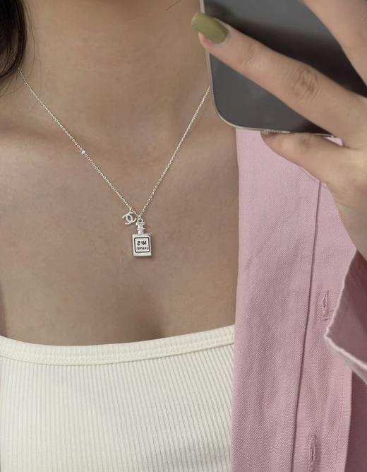 香奈儿 金/银香水瓶项链（XTY） 商品图3