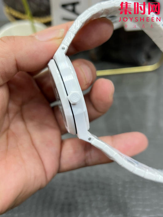 爱彼 APS皇家橡树15500系列 皇家橡树全陶瓷 男士腕表 新到货，凭借陶瓷材质与Cal.4302一体机 商品图5