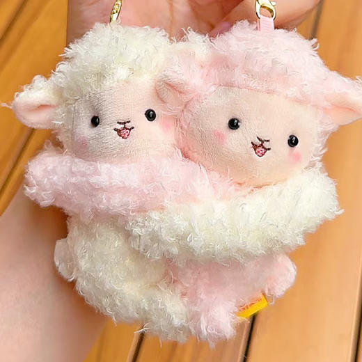 治愈系毛绒小羊抱抱钥匙扣纪念日百货门店同款164744102 商品图1