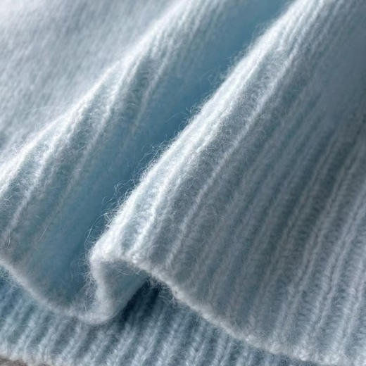 羊绒蜜蜂刺绣背心+开衫。 商品图6