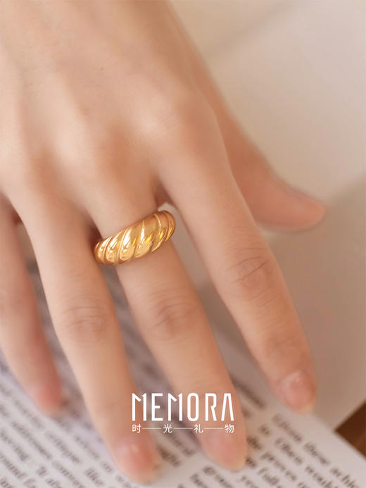 【任选3件599元】「焦糖可颂」牛角包戒指 S925银戒指时尚ins风手饰MEMORA诗普琳YRE00101（线上专供） 商品图1