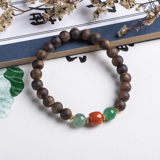 xy0511沉香+南红非洲翠手串 商品图3