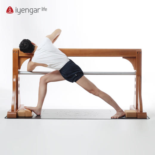 艾扬格 life A3101超大加宽天然橡胶瑜伽垫  矩阵条纹防滑工艺-超强抓地 稳固防滑 更大空间自由伸展 尺寸：2030*890mm 商品图6