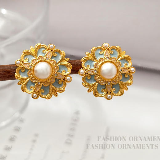 丁摩 原创S925银针法式复古花朵耳钉珍珠耳环高级感蓝色耳饰品5ZF-2493 商品图0