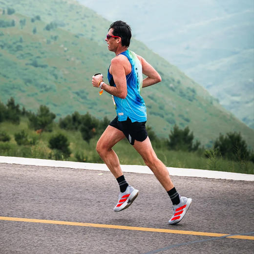 One Running Victory Speed DRAGONS ATHLETICS 龙之队 运动背心 商品图1