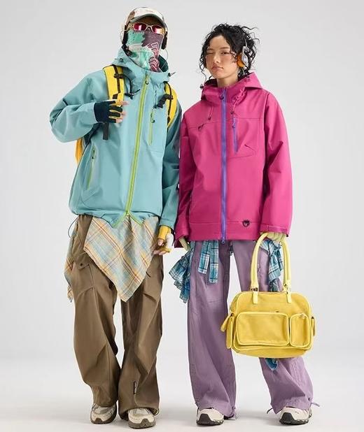 春秋新款冲锋衣亮色户外三防外套 商品图0