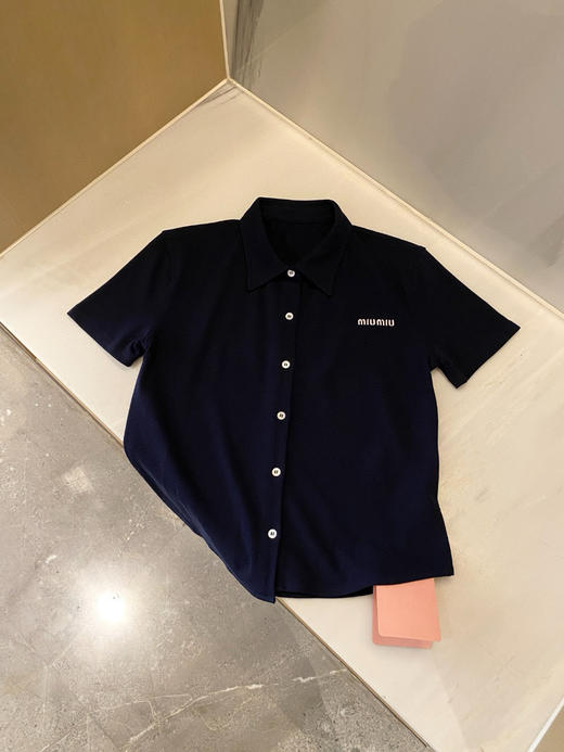 MIU棉质珠地透气网系扣POLO精致衬衫开衫 商品图10