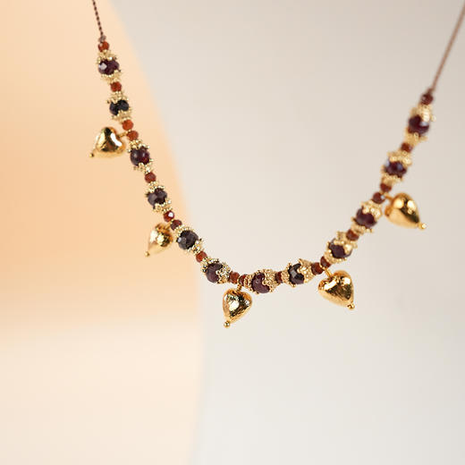 订购8周到｜Tityaravy-DIL 5-石榴石 5颗爱心 吊坠 项链［法国设计师］ 商品图0