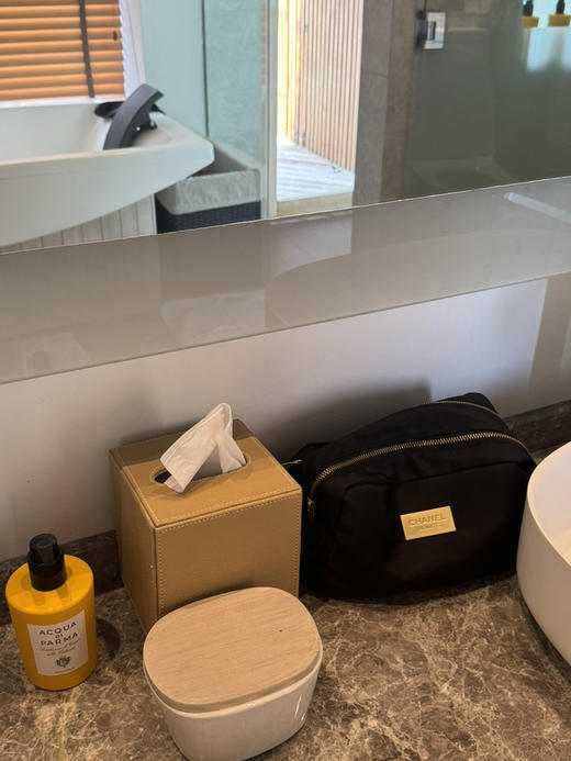 园发发vip赠礼香奈儿化妆包 可随意机洗 商品图8