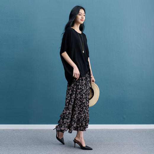 三彩2025秋季新款休闲套装宽松套头T恤碎花半身裙长裙两件套S 商品图3