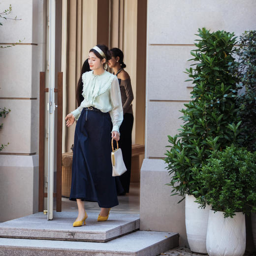 【林栖设计小店】【现货】桑蚕丝衬衣蕾丝花边宽松显瘦2025秋季新款花仙子上衣女1953018 商品图3