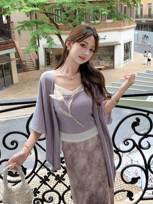 张心子【柔光铃兰】立体设计花拼接吊带披肩开衫气质套装女秋新款 U2508013 商品图4